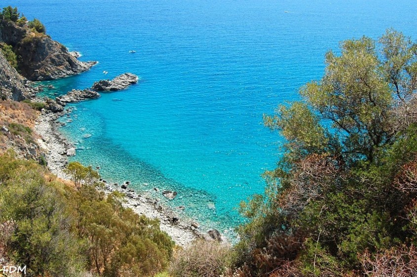 Calabria - scogliera di Copanello e grotte di San Gregorio